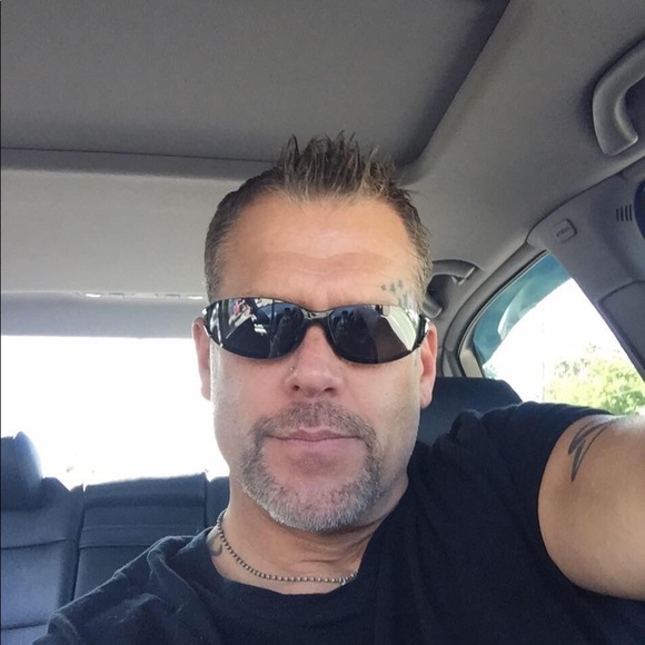 Meet your Posher, Kevin - Picture 1 of 1